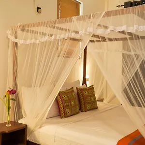 Couette-café Hanthana House