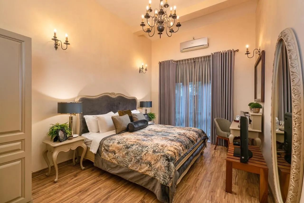 Hotel Clove Villa Kandy