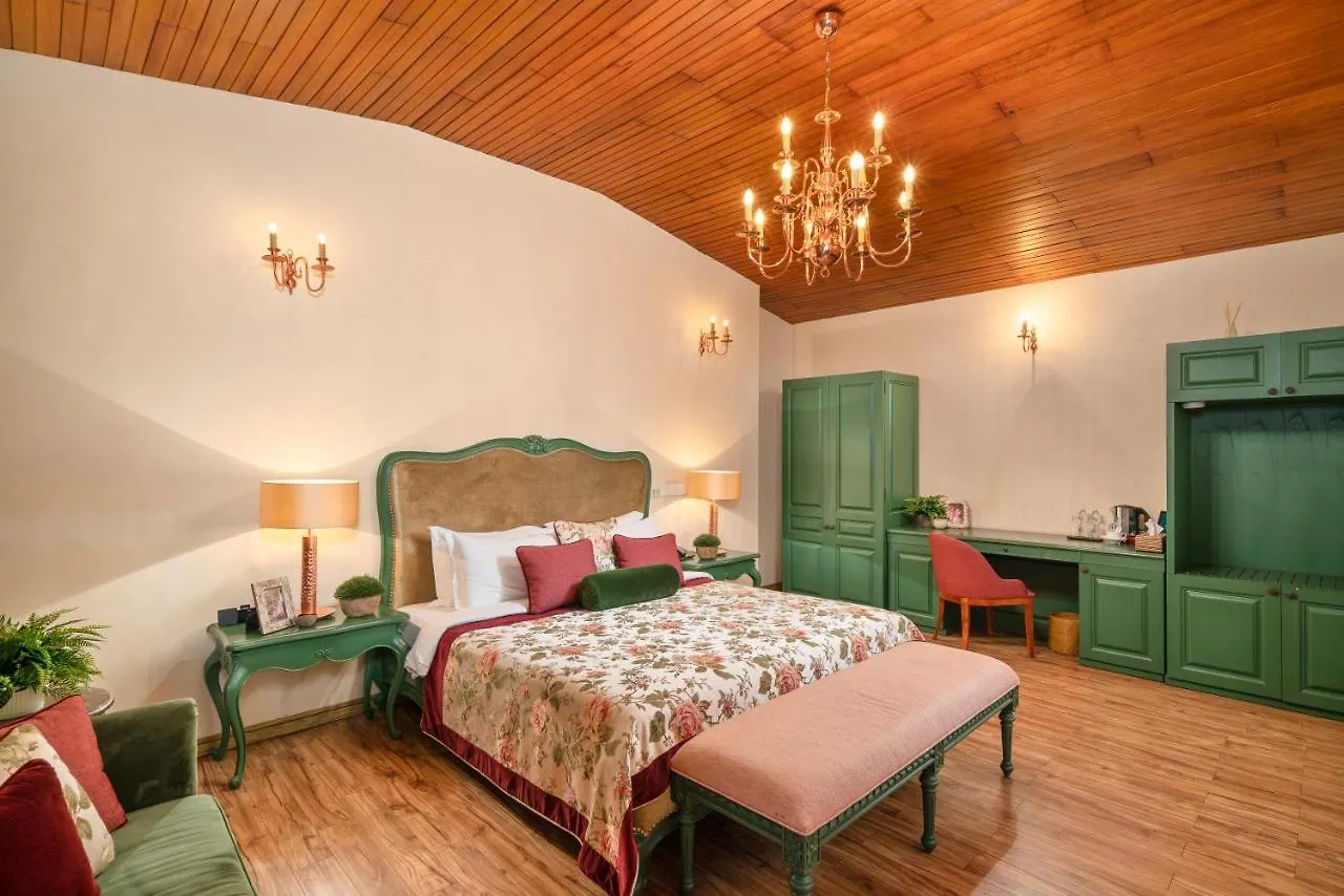 Hotel Clove Villa Kandy