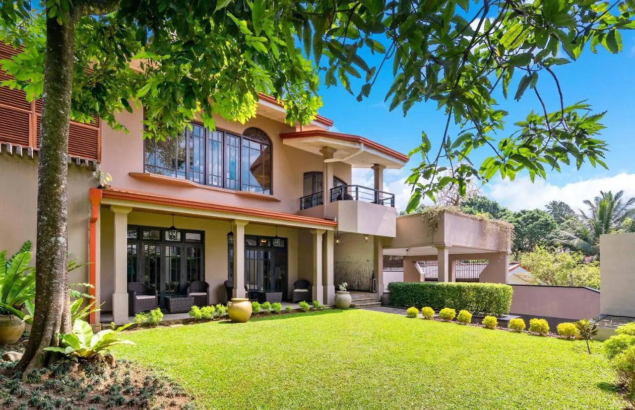 Hotel Clove Villa Kandy