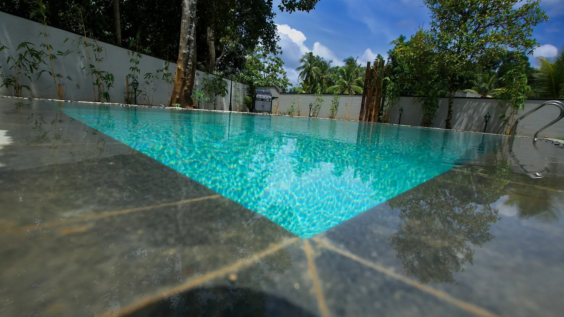 Hotel Clove Villa Kandy